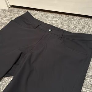 Men’s Lululemon Black ABC Pant Size 34